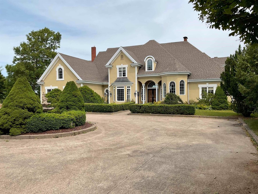 House in Mulgrave, Nova Scotia, Canada 1 - 18021749