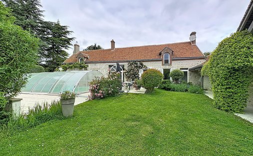 House in Courcy-aux-Loges, Centre-Val de Loire, France 1