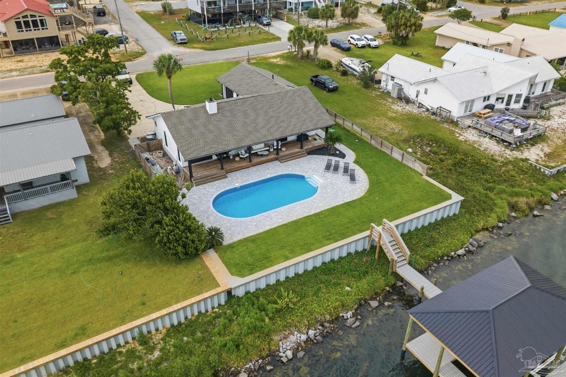 House in Pensacola, Florida, United States 1 - 18018731