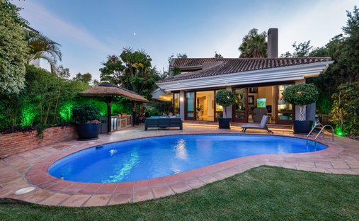 Villa in La Quinta, Benahavis, Andalusia 1