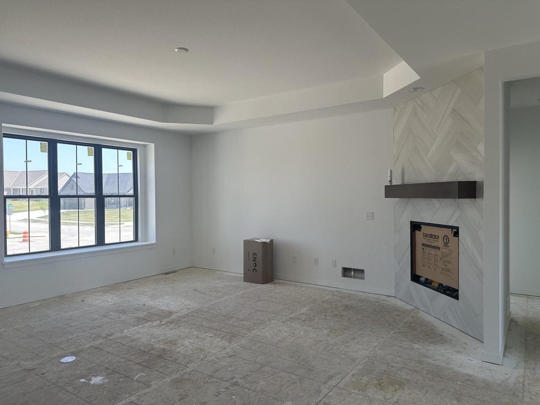 House in Waukesha, Wisconsin, United States 3 - 17786489