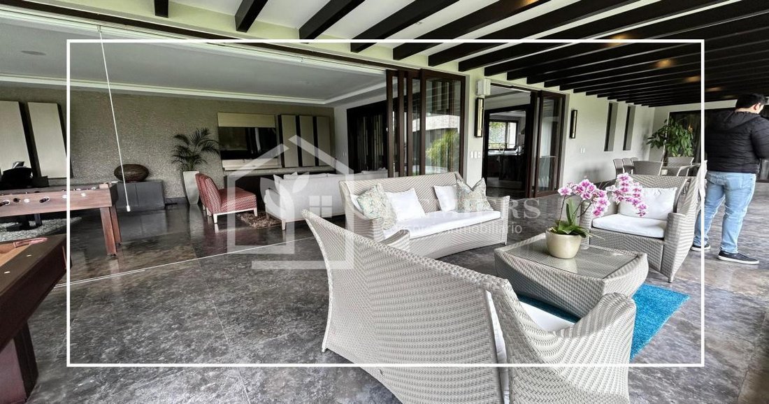 House in Quito, Pichincha, Ecuador 3 - 18016796