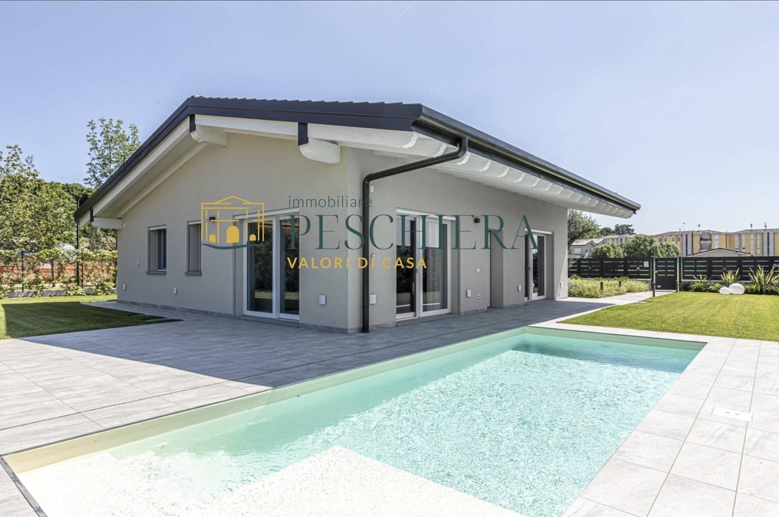 Villa in Pozzolengo, Lombardy, Italy 1 - 18021717