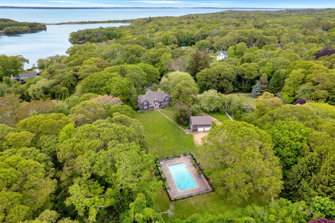 House in Oak Bluffs, Massachusetts, United States 1 - 18015953