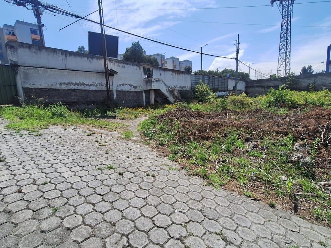 Land in Quito, Pichincha, Ecuador 4 - 18016798