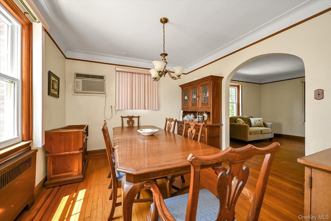 House in New York, New York, United States 5 - 18017581