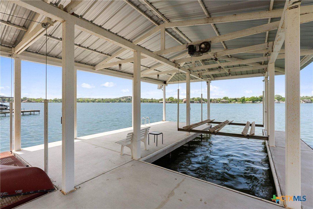 House in Llano, Texas, United States 3 - 18018279