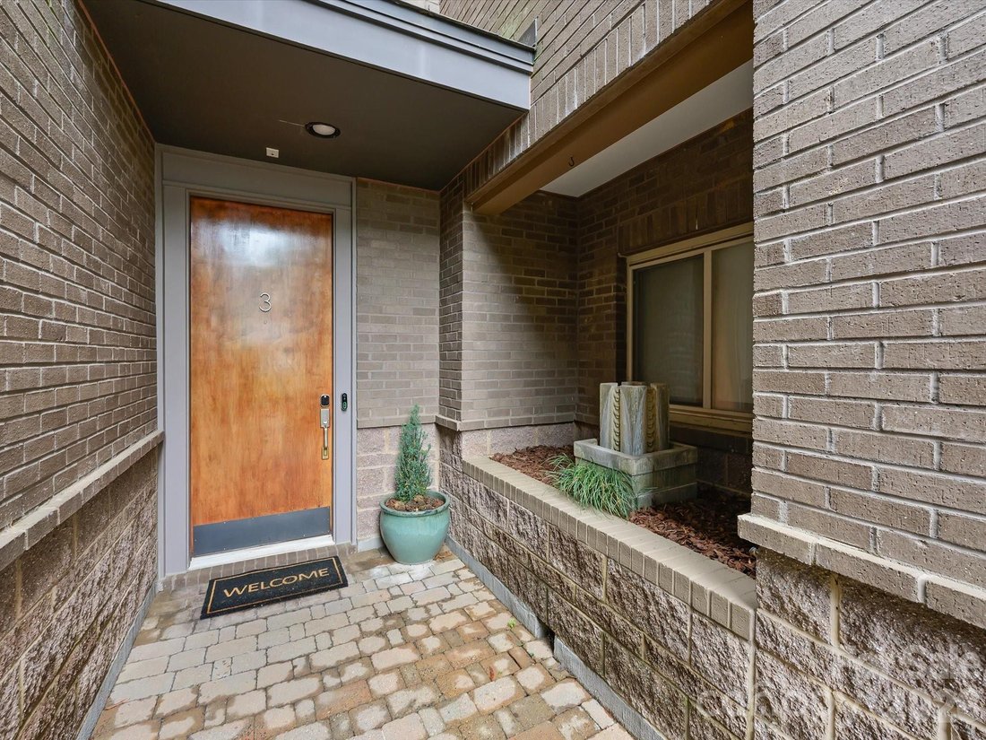 Condo in Charlotte, North Carolina, United States 5 - 18018658