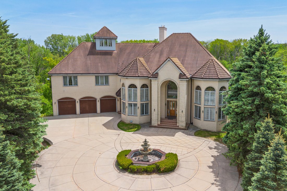 Casa a Menomonee Falls, Wisconsin, Stati Uniti 1 - 18017964