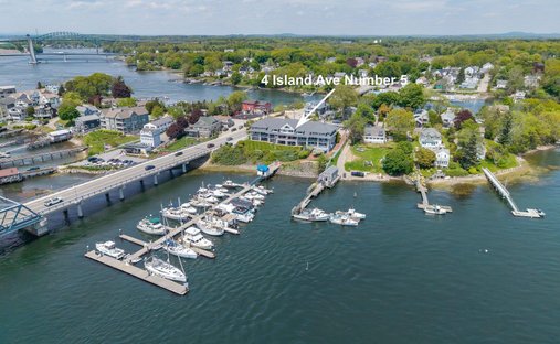 House in Kittery, Maine, United States 1