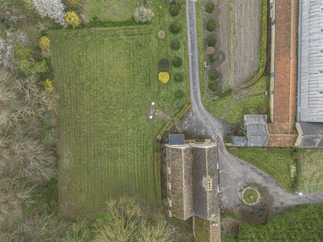 House in Swaffham Bulbeck, England 4 - 18019080