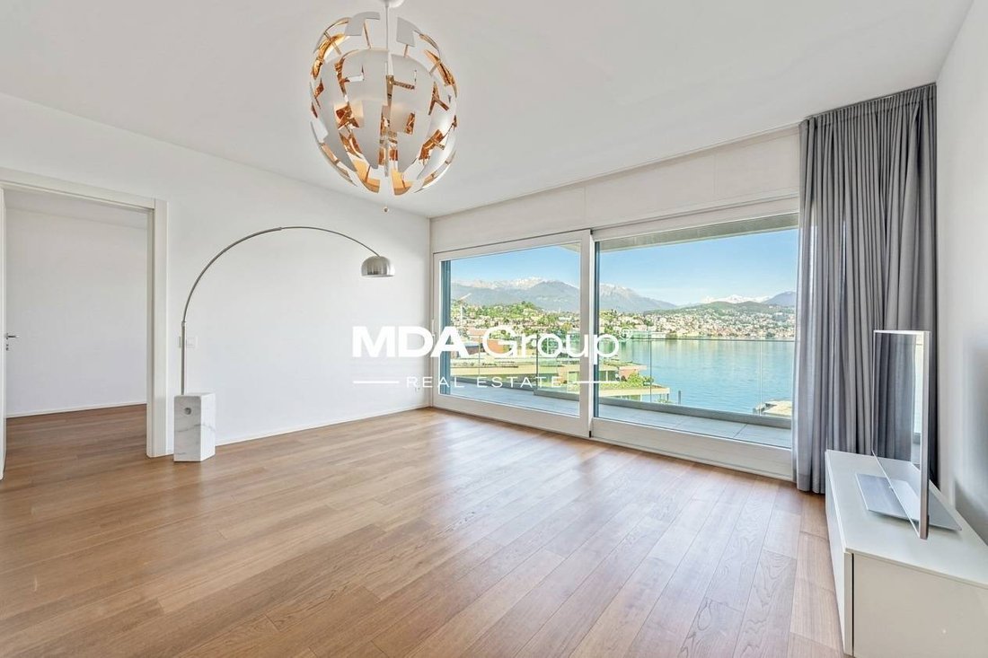 Apartment in Paradiso, Ticino, Switzerland 4 - 14688213