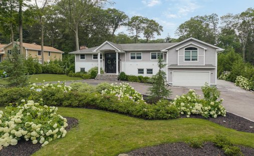 House in Melville, New York, United States 1