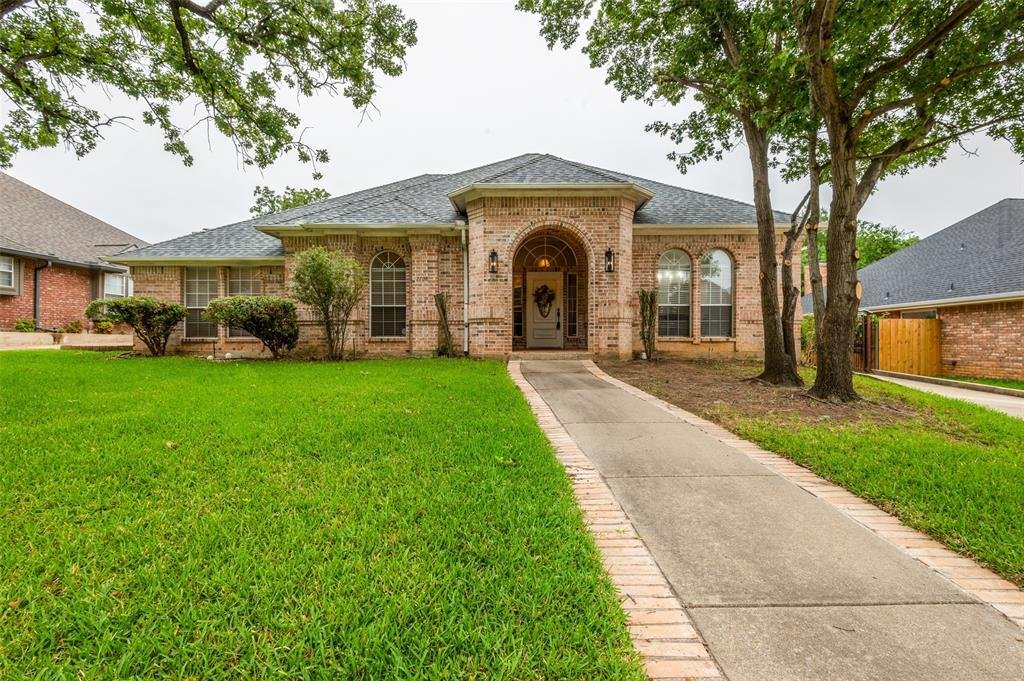 House in Hurst, TX, United States 1 - 18020095