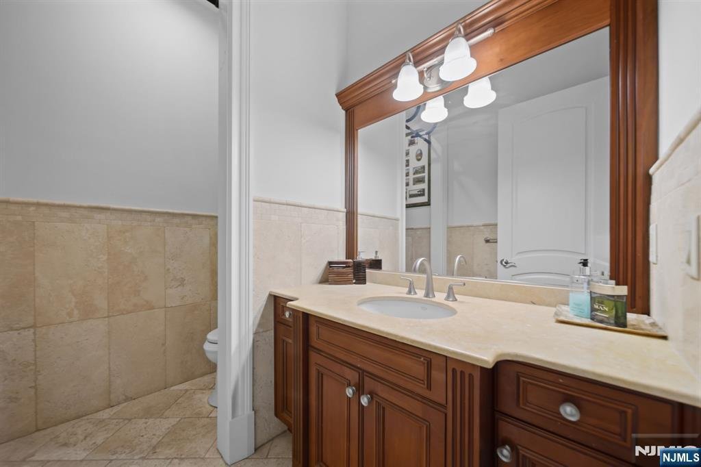 Townhouse in Demarest, New Jersey, United States 5 - 18021447