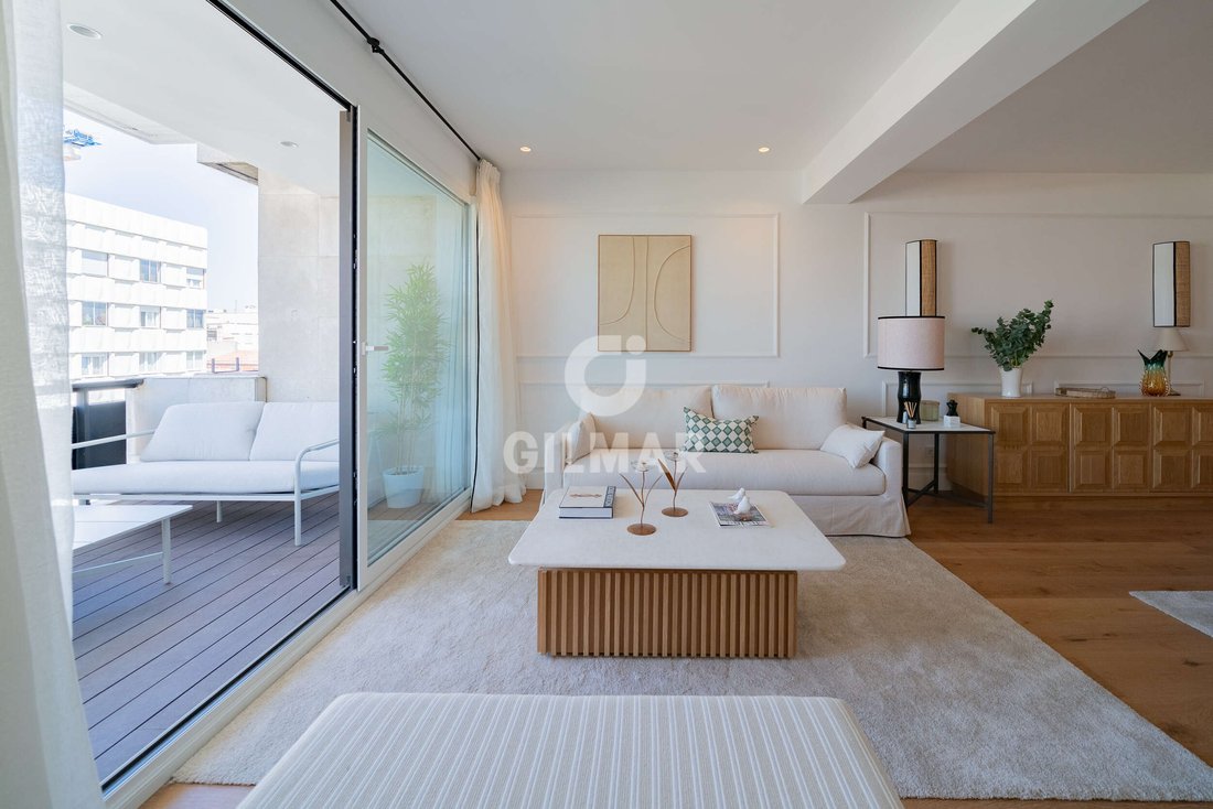 Wohnung in Chamberí, Madrid, Spanien 1 - 18015618