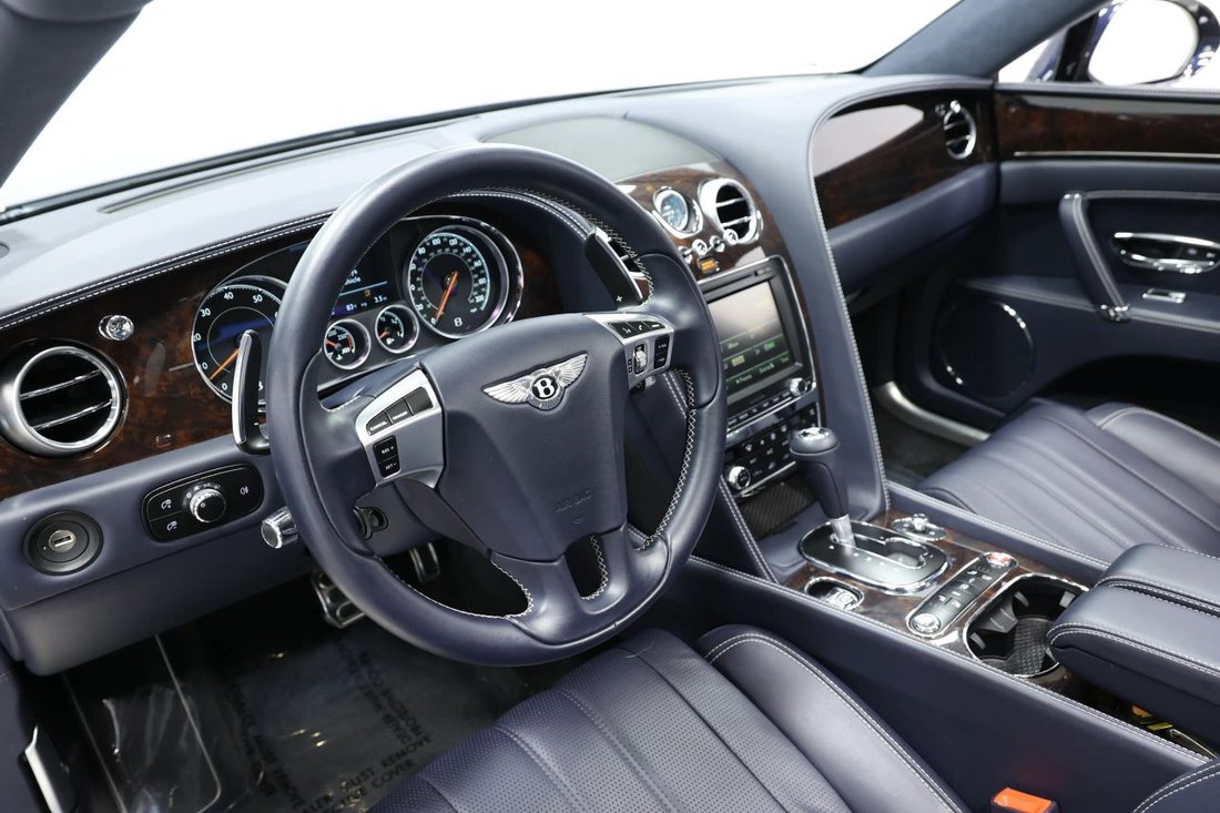 Sedan in Jacksonville, FL, United States 2 - 17980746