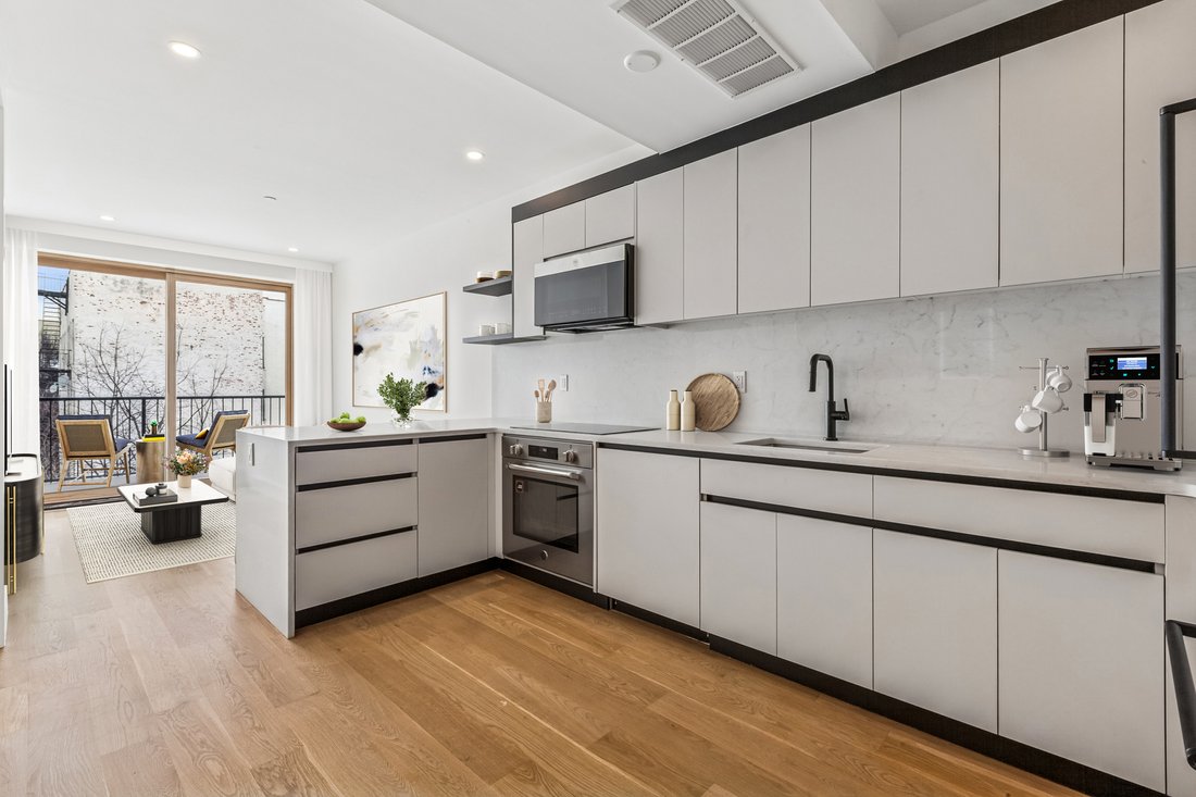 Condo in New York, New York, United States 2 - 18017126