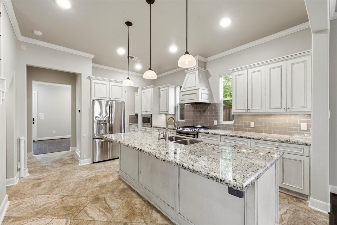 House in Houston, Texas, United States 4 - 18020237