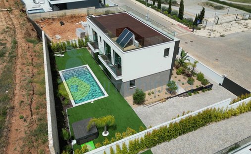 Casa en Olhos de Agua, Algarve, Portugal 1