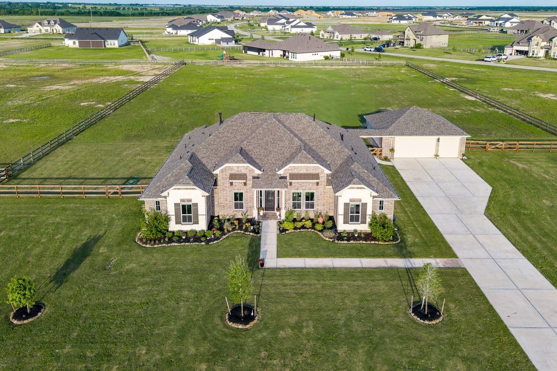 House in Waller, Texas, United States 1 - 18016173