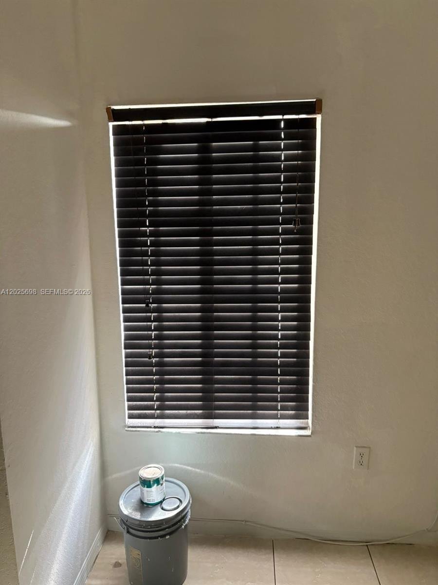 Condo in Hallandale Beach, Florida, United States 2 - 18017148