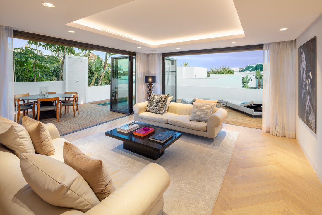 Villa in Golden Mile, Andalusia, Spain 5 - 11833354