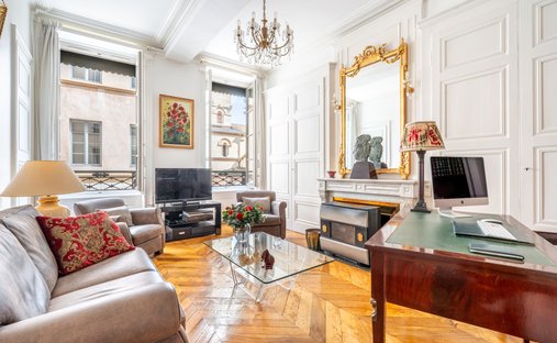 Apartment in Perralière, Lyon, Auvergne-Rhône-Alpes 1