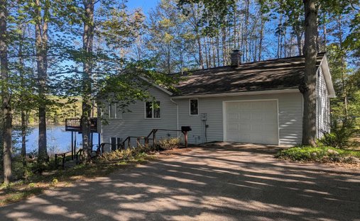 House in Central Lake, Michigan, United States 1