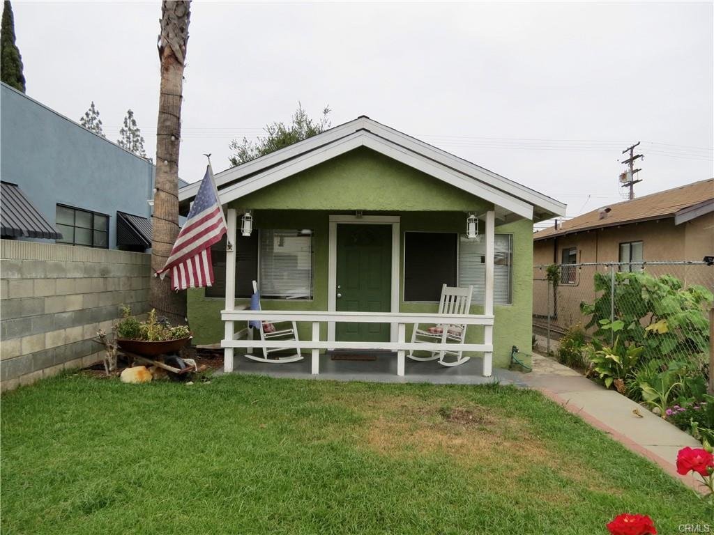 Casa a Azusa, California, Stati Uniti 2 - 18017252