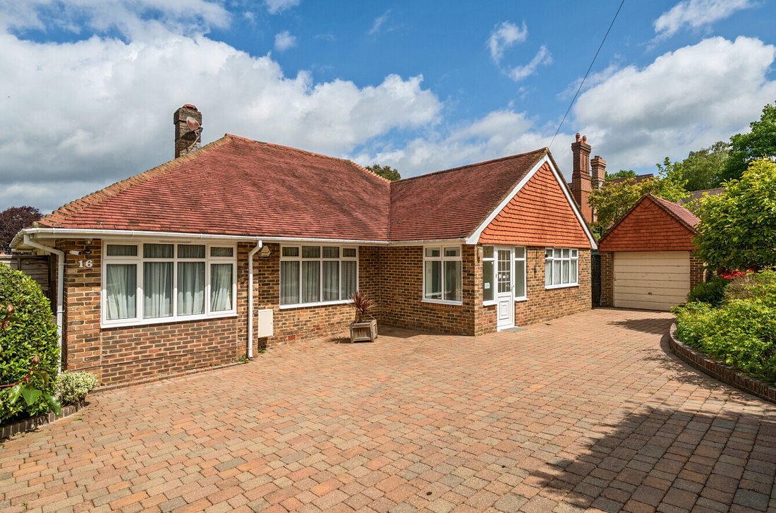 Bungalow en Almshouse Common, Haslemere, Inglaterra 1 - 18015687