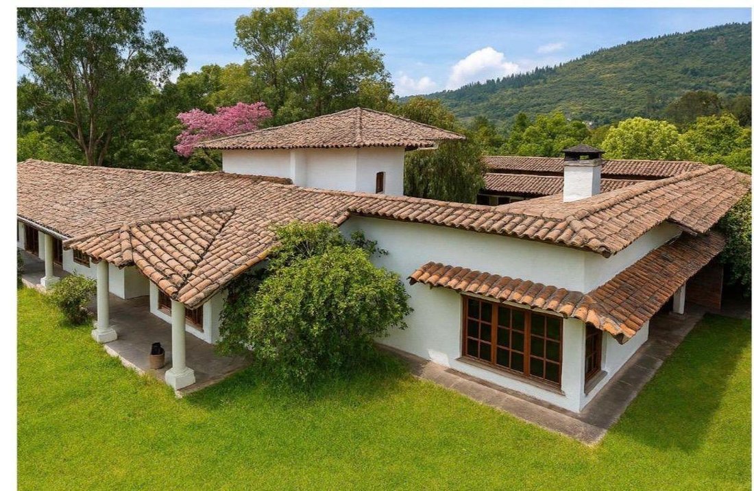 Land in Quito, Pichincha, Ecuador 1 - 18016736