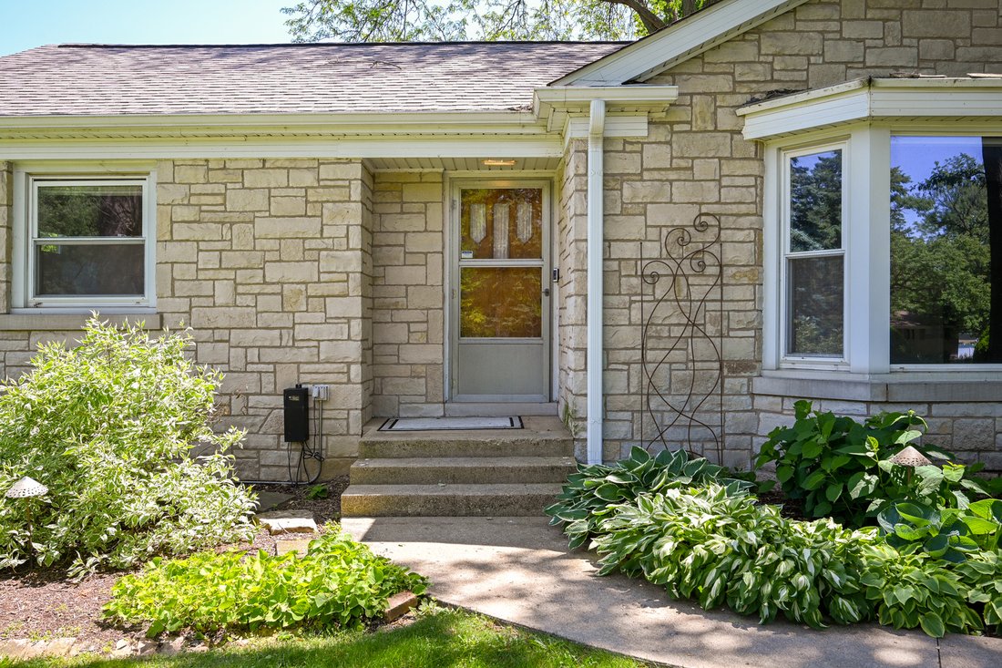 House in Glen Ellyn, Illinois, United States 2 - 18015787