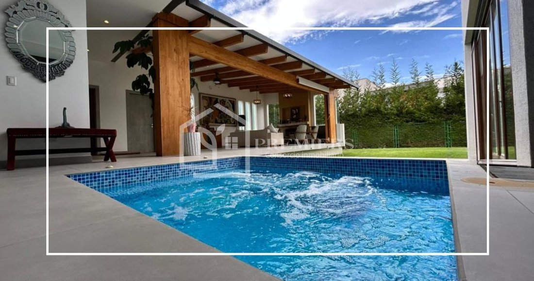 House in Quito, Pichincha, Ecuador 1 - 18016791