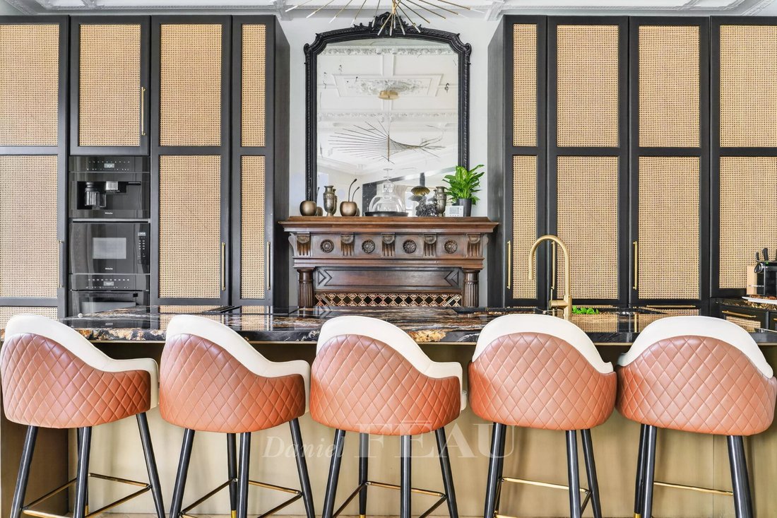 Apartment in Courcelles-Wagram, Paris 17e Arrondissement, Paris 5 - 18017000