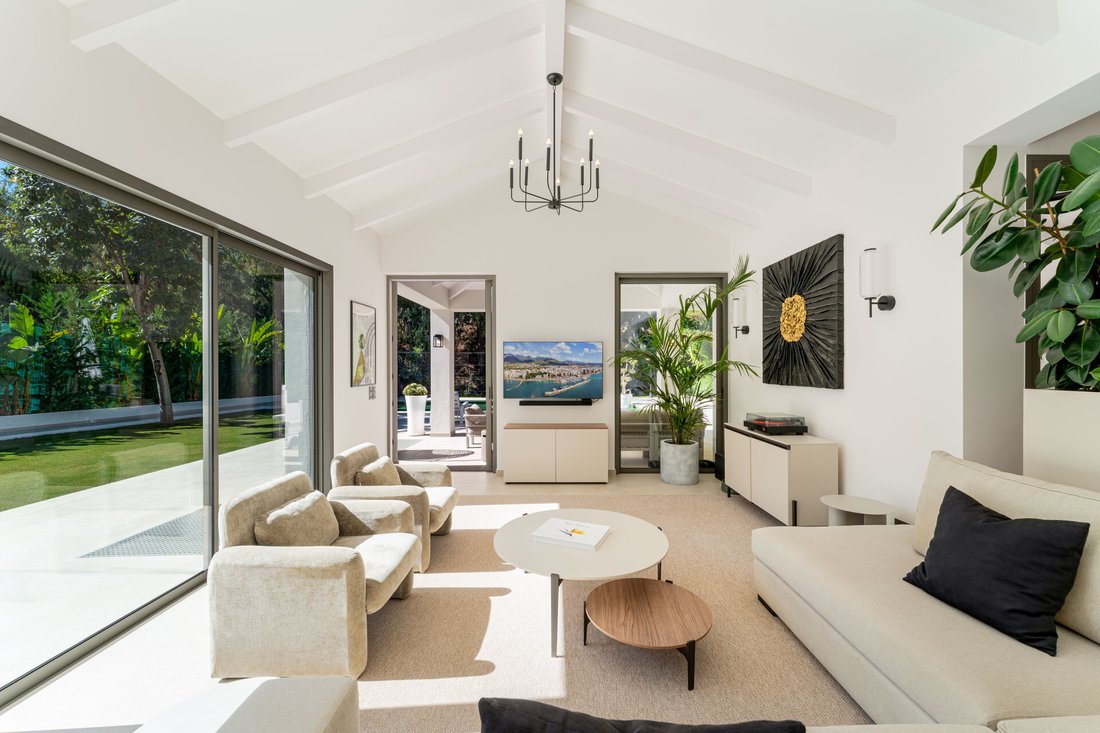 Villa in Nueva Andalucia, Marbella, Spain 5 - 16844654