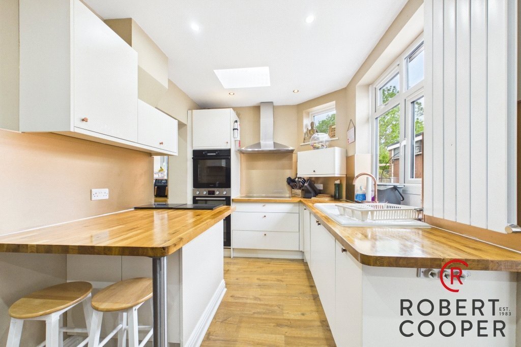 House in Eastcote, Hillingdon, England 2 - 18018806
