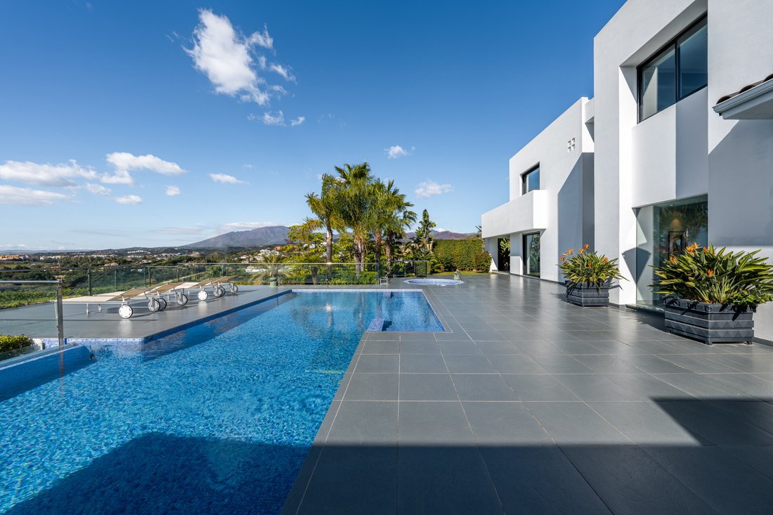 Villa in Benahavis, Andalusia, Spain 2 - 13166225
