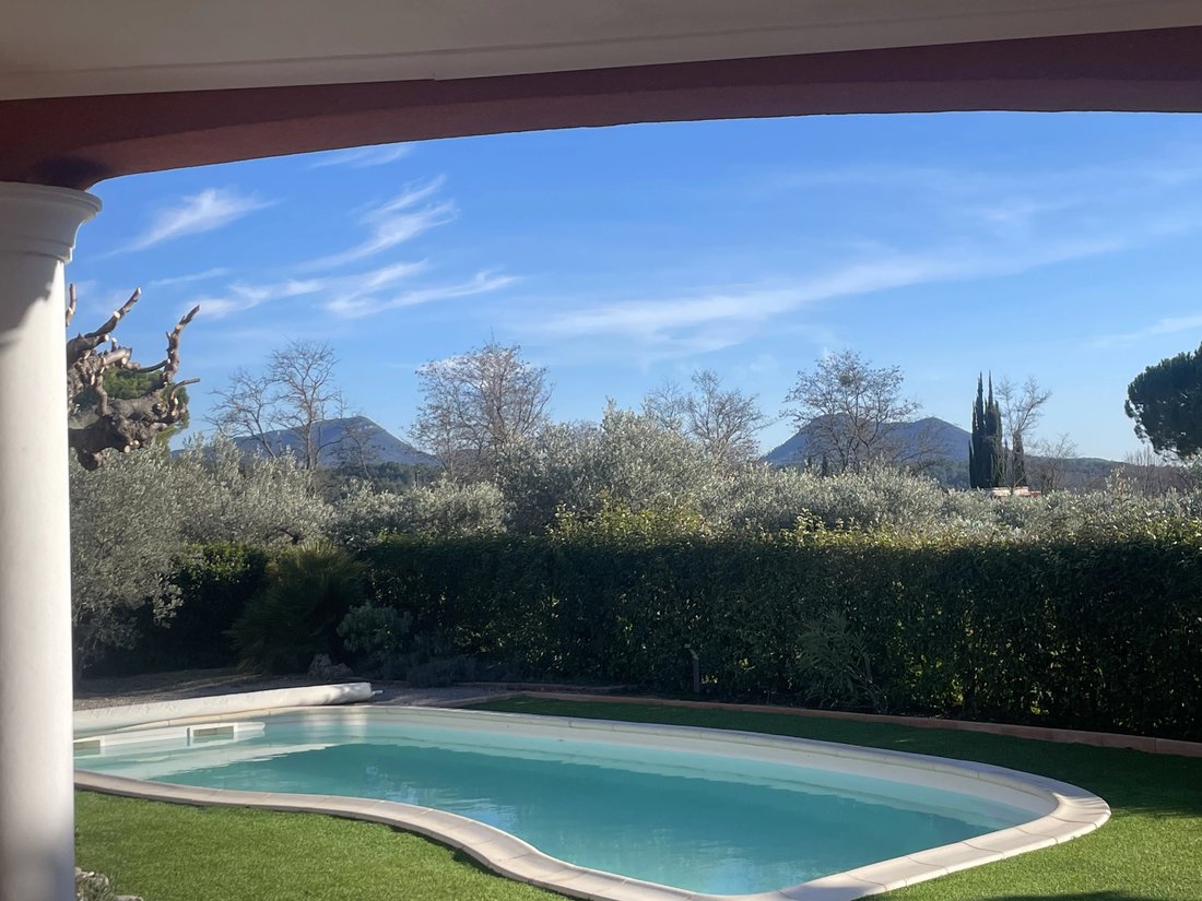 Villa in Tavernes, Provence-Alpes-Côte d'Azur, France 2 - 18017198