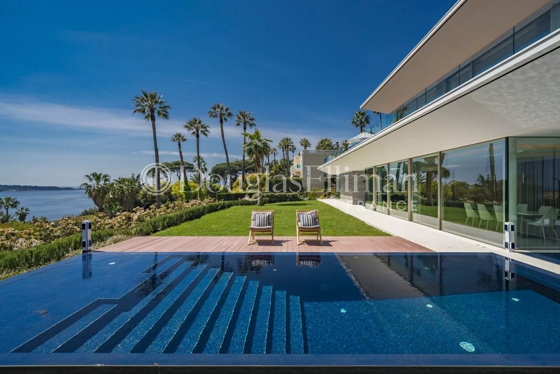 Villa in Cannes, Provence-Alpes-Côte d'Azur, France 2 - 18016991
