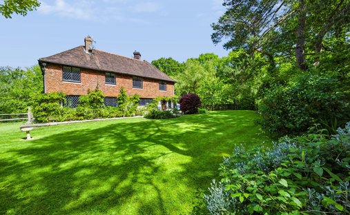 House in Mark Cross, Wadhurst, England 1