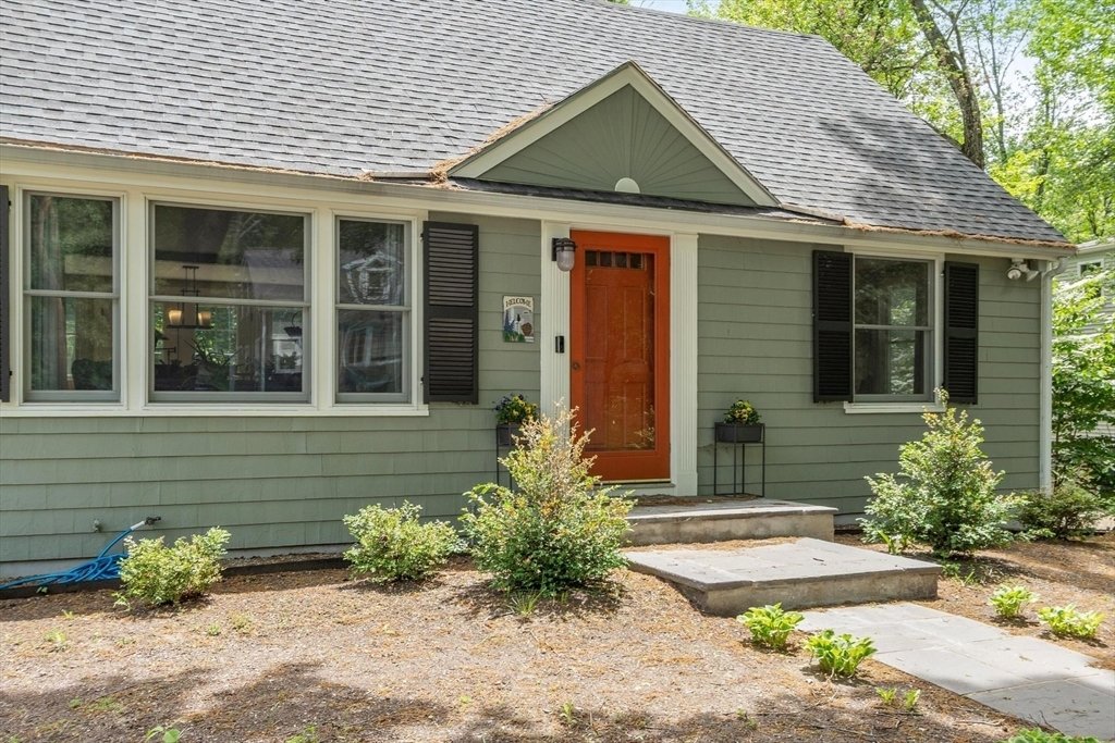 House in Bedford, Massachusetts, United States 3 - 18018132
