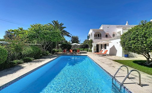 Villa a Es Castell, Isole Baleari, Spagna 1