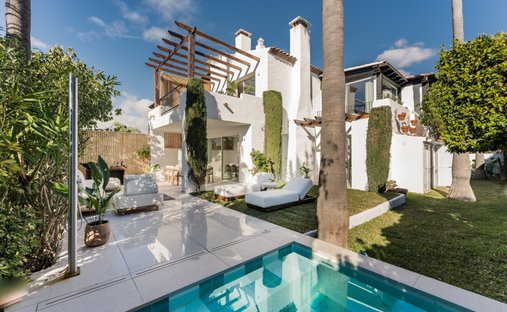 Villa in Marbella, Andalusia, Spain 1