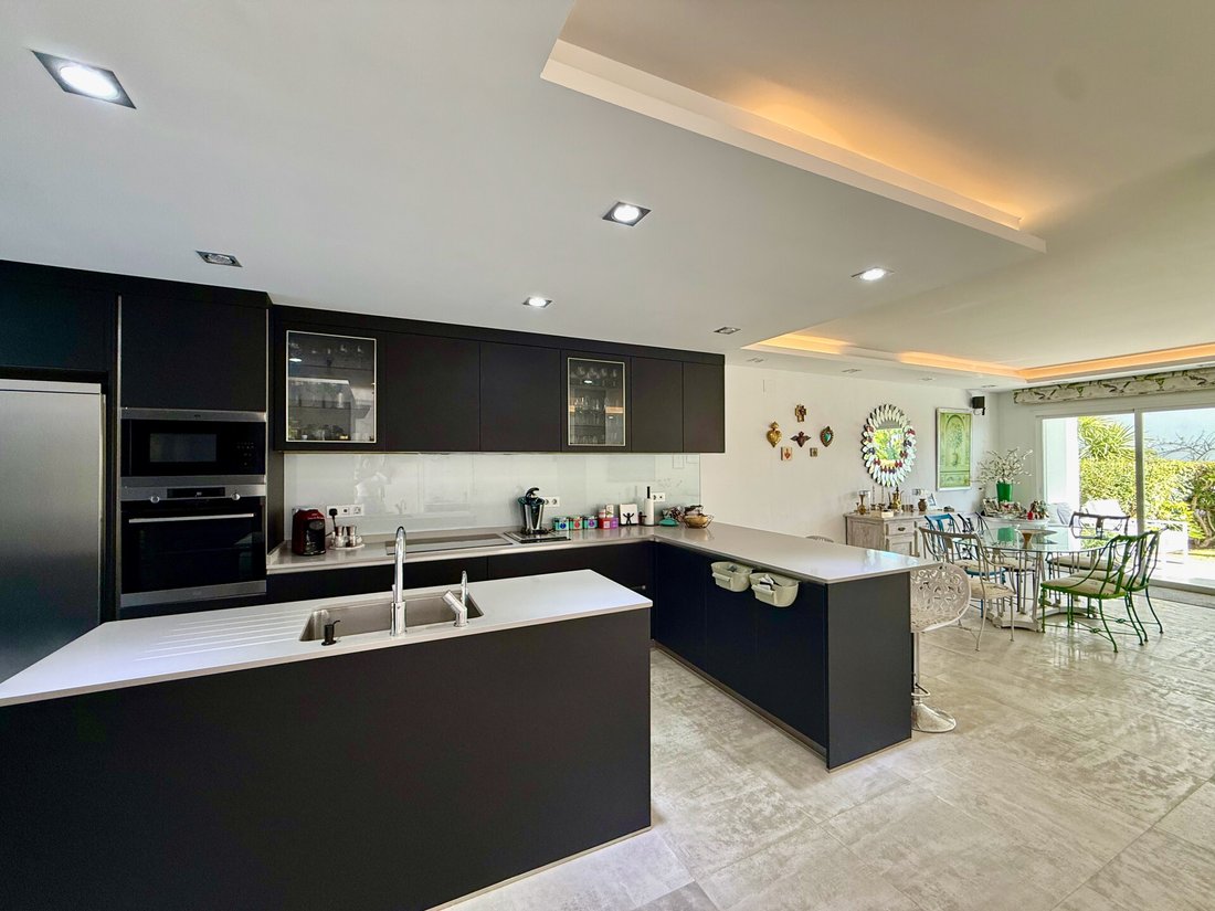 House in Marbella, Andalusia, Spain 4 - 17860792
