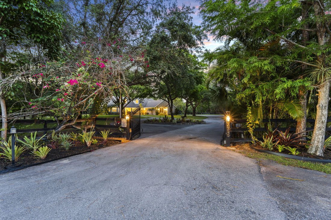 House in The Acreage, Florida, United States 4 - 18017480