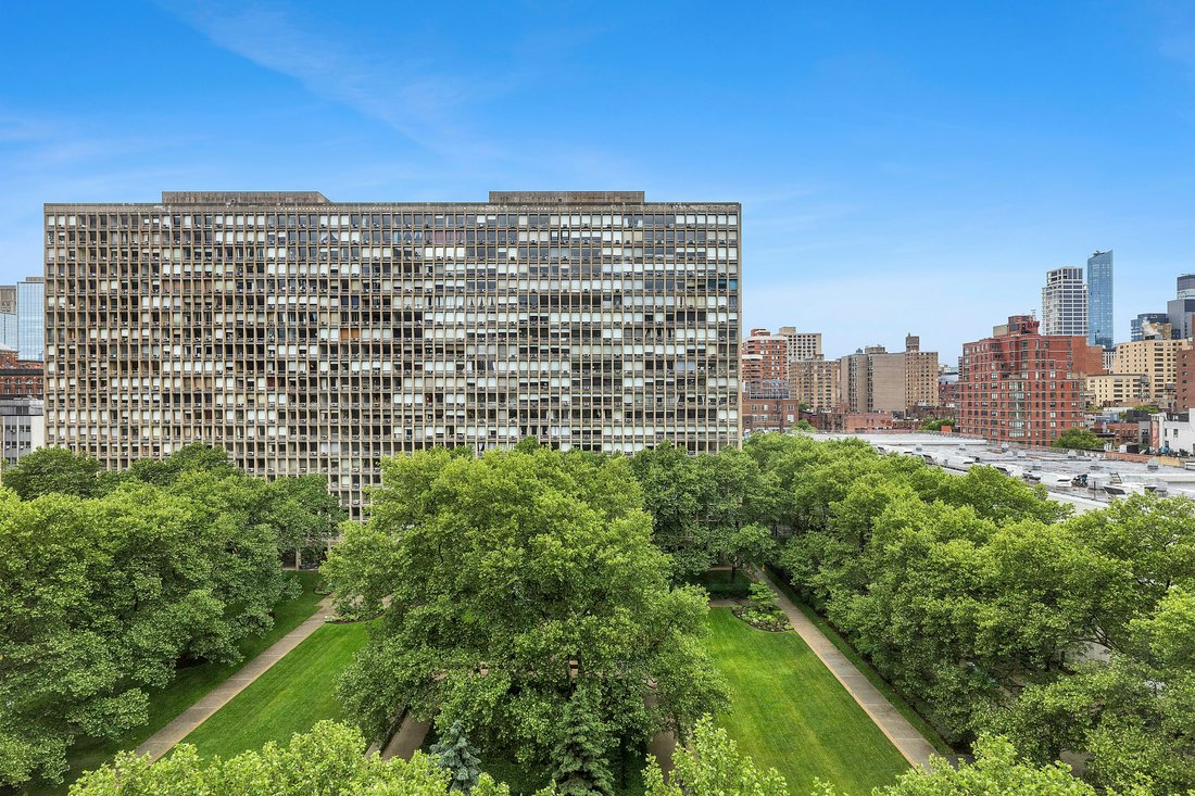 House in New York, New York, United States 2 - 18010093
