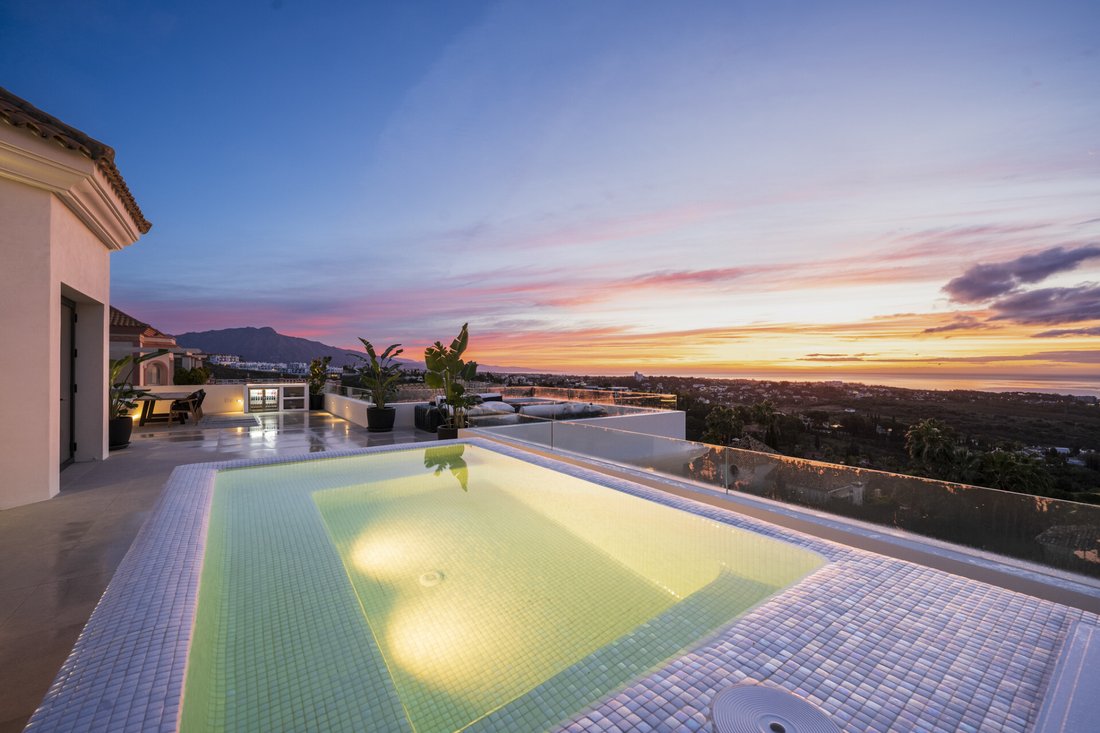 Villa in Cancelada, Estepona, Andalusia 2 - 12476323