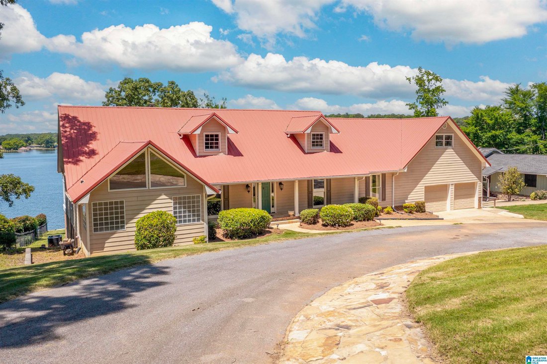 House in Pell City, Alabama, United States 4 - 18021437
