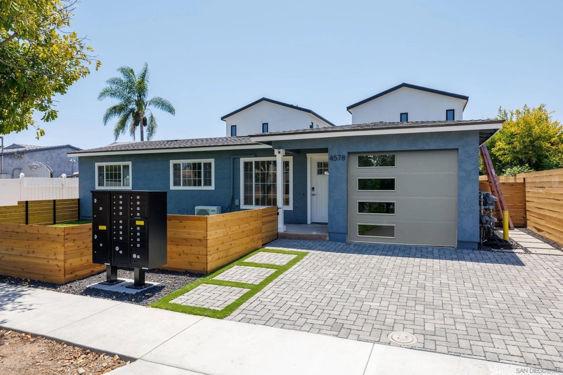 San Diego, California, United States 2 - 18019883